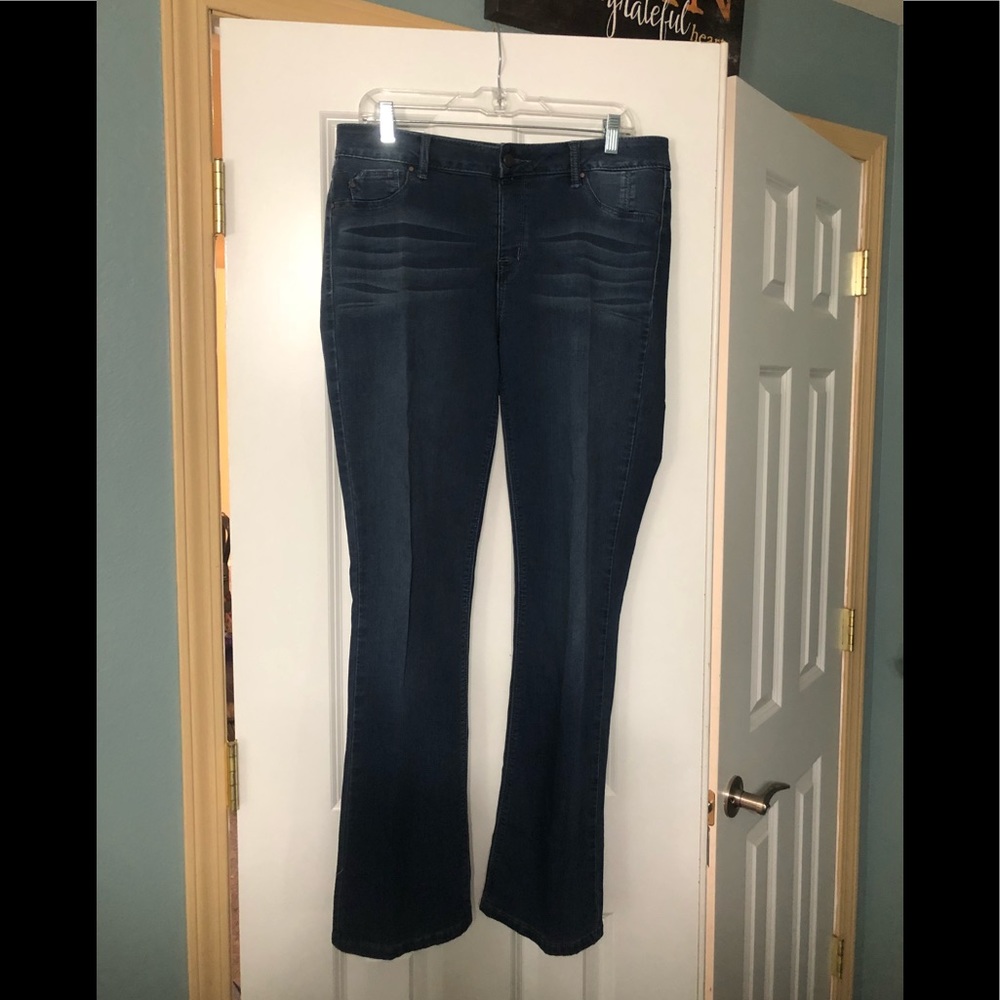 Hot in Hollywood NWOT Jeggings - Size M